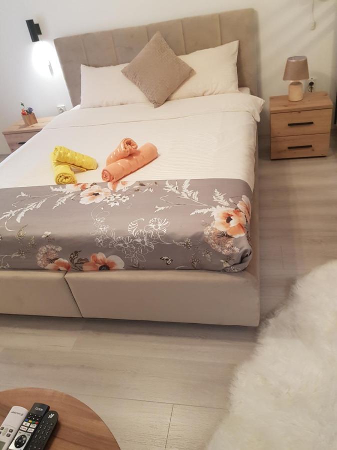 City Diamond Apartment 스코페 외부 사진